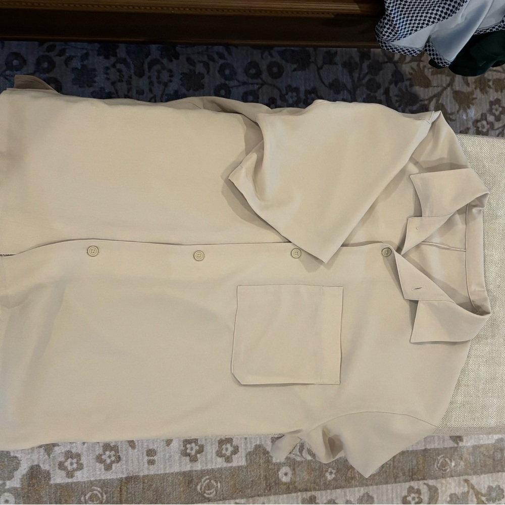 lululemon athletica Men’s Beige Camping Shirt